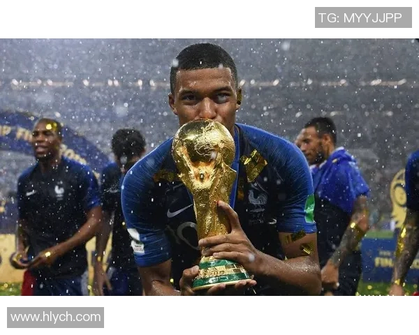 姆巴佩欧冠大放异彩赛后言辞引发未来去向猜测