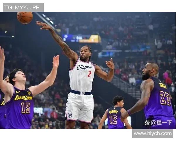 快船与湖人激战集锦回顾精彩瞬间与关键时刻分析 快船与湖人激战集锦回顾精彩瞬间与关键时刻分析