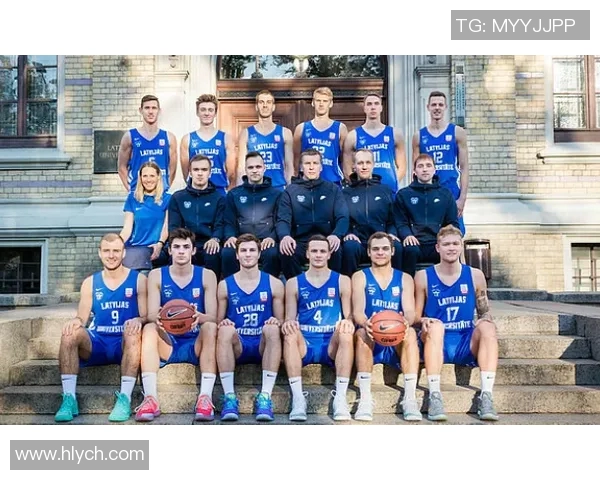 中国女篮对决拉脱维亚展现实力巅峰之战引发球迷热议 中国女篮对决拉脱维亚展现实力巅峰之战引发球迷热议