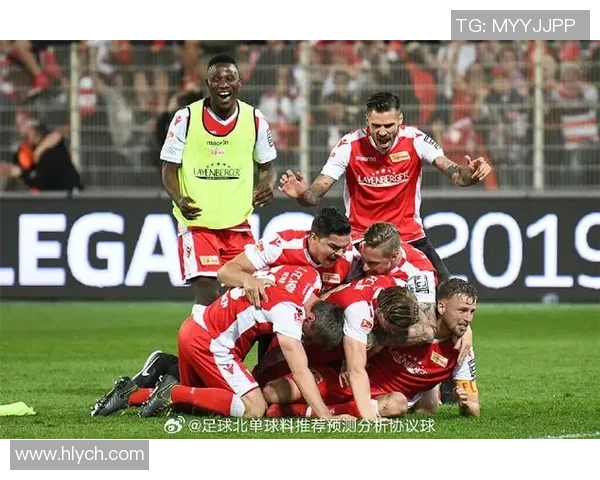 汉诺威与门兴的精彩对决直播全程回顾与精彩瞬间分析